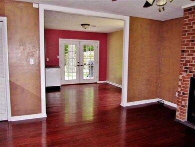 324 Lakewood Dr, Jacksonville, NC 28546 - photo 7