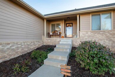 4114 N Rutgers Cir, Maize, KS 67101 - photo 2