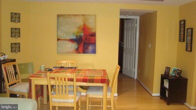 1124 25th St NW unit T6, Washington, DC 20037 - photo 3