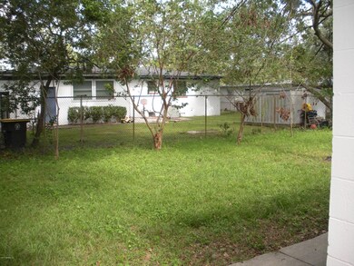 6423 Ledbury Dr S, Jacksonville, FL 32210 - photo 3