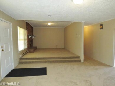 396 River Hill Rd, Statesville, NC 28625 - photo 3