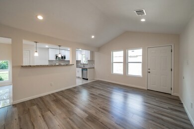 8918 Langfield Rd, Houston, TX 77040 - photo 6