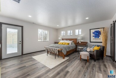 unlisted-address, Sioux Falls, SD 57104 - photo 3