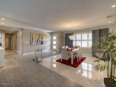 006_Foyer-Dining
