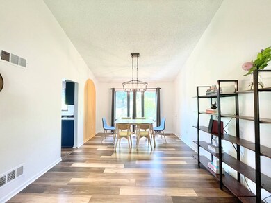 1310 Colorado Ave, Aurora, IL 60506 - photo 7