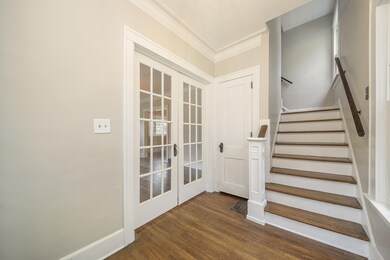 Foyer/ FrontEntry
