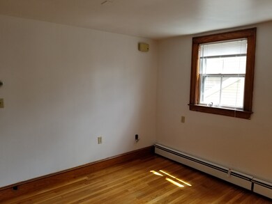 5 Orange St unit 3, Salem, MA 01970 - photo 2