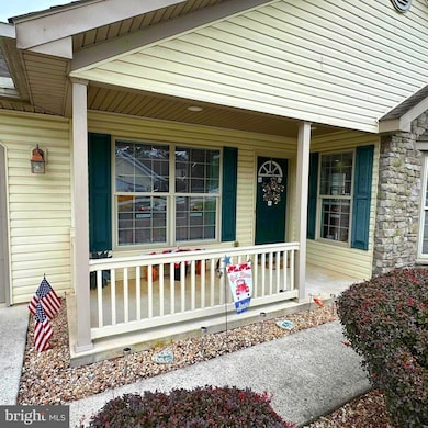 84 Lantern Ln, Shippensburg, PA 17257 - photo 4