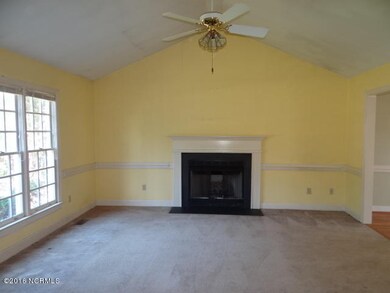 3907 Raspberry Living Area