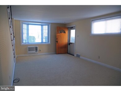 441 N Oak Ave, Clifton Heights, PA 19018 - photo 4