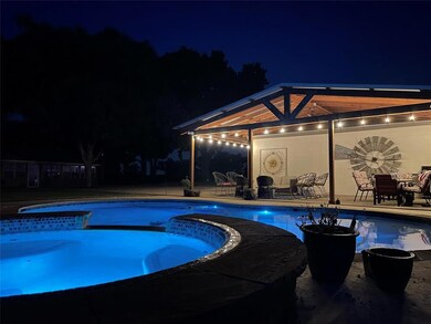 1816 County Road 2391, Alvord, TX 76225 - photo 2