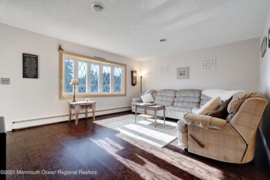 117 Edgewater Ct, Toms River, NJ 08757 - photo 7