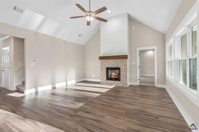 266 Lakeview Dr, Macon, GA 31211 - photo 5