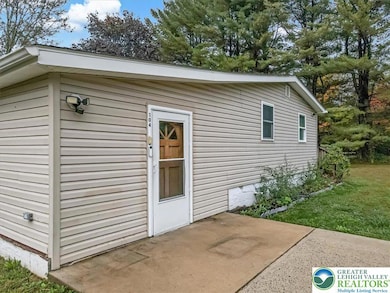 104 Grape Ln, Kunkletown, PA 18058 - photo 7