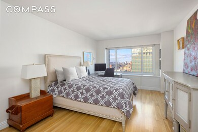 One Lincoln Plaza unit 39K, New York, NY 10023 - photo 7