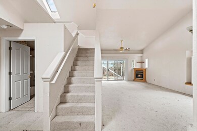 862 Westrop Dr, Central Point, OR 97502 - photo 6