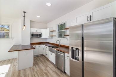 1735 Russell St, Covington, KY 41011 - photo 7