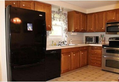 220 Margaret Ave, Orwigsburg, PA 17961 - photo 7