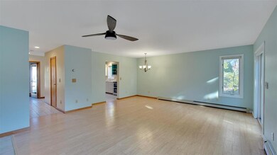 46 Thayer Bay Cir, Colchester, VT 05446 - photo 4