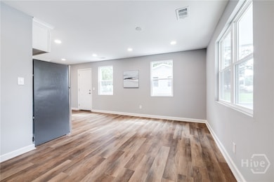 504 E Montgomery Cross Rd, Savannah, GA 31406 - photo 3