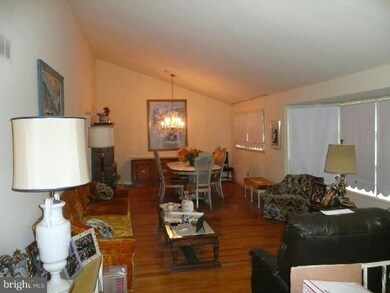 553 Oriole Ln, Dresher, PA 19025 - photo 4