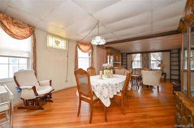 84-23 90th St, Jamaica, NY 11421 - photo 6