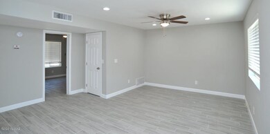 2837 N Euclid Ave unit 5, Tucson, AZ 85719 - photo 2