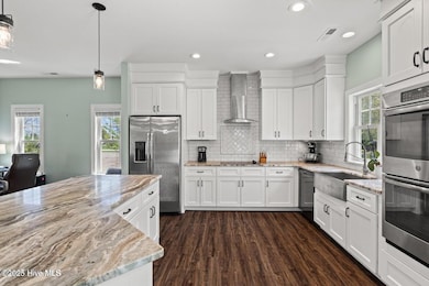 258 Pearson Cir, Newport, NC 28570 - photo 6