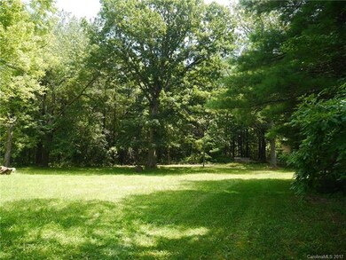 10 Sugarloaf Ln, Hendersonville, NC 28792 - photo 3