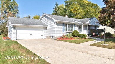 2430 Meadowbrook Ln, Clio, MI 48420 - photo 2