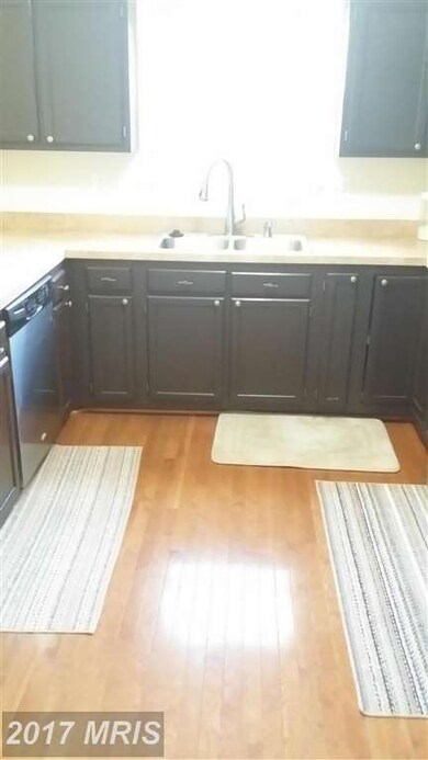 4407 Birchtree Ln, Temple Hills, MD 20748 - photo 7