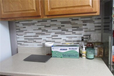 nice backsplash