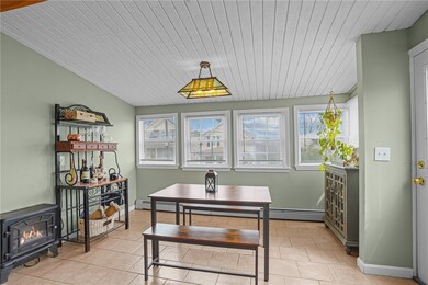 228 Killingly St, Providence, RI 02909 - photo 3