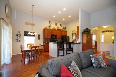 456 Sycamore Shade-3
