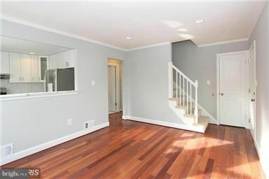 413 Zelma Ave, Capitol Heights, MD 20743 - photo 4