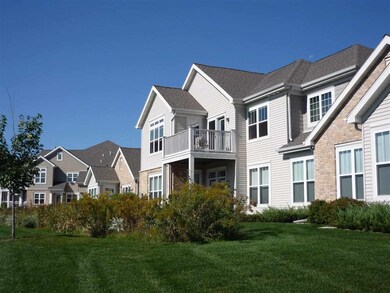 35 Corner Stone Way unit 28, Fitchburg, WI 53711 - photo 2