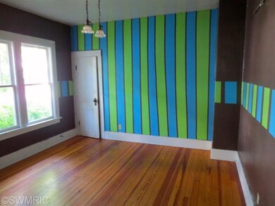 1306 Oak St, Niles, MI 49120 - photo 4