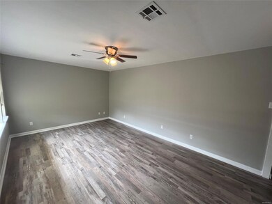 112 Patrick St, Prattville, AL 36067 - photo 4