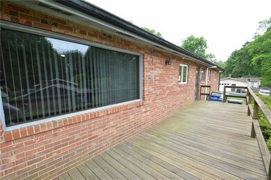 705 Oakdale Dr, Statesville, NC 28677 - photo 7