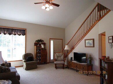 Vaulted Ceiling, Wooden Spindle Staircase, Large W