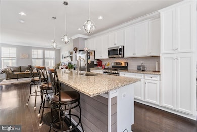 7118 Whitlow Ln, Glen Burnie, MD 21060 - photo 7