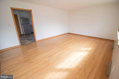 45266 Elmbrook Dr, California, MD 20619 - photo 2