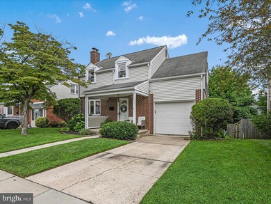 511 Lawrence Ave, Reading, PA 19609 - photo 2