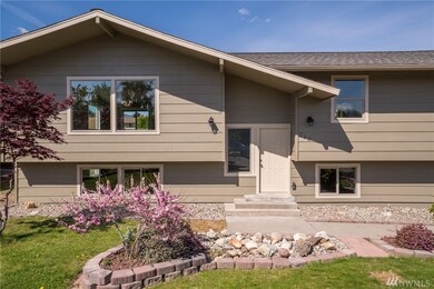 240 S Karry Ln, East Wenatchee, WA 98802 - photo 2