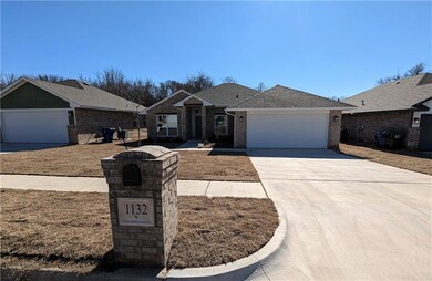 1132 Osprey Dr, Norman, OK 73072 - photo 2