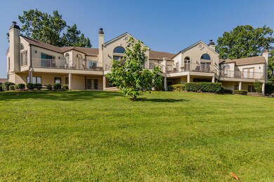 147GrandviewDrBranson-1Exteriors(5)