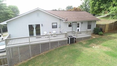 2054 Leconte St, Morristown, TN 37814 - photo 4