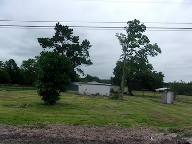 3582 County Road 155, Alvin, TX 77511 - photo 6