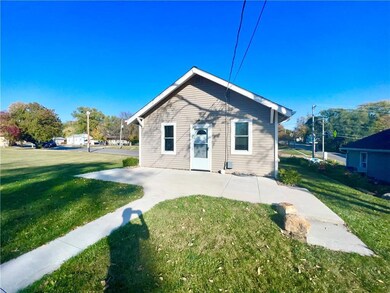 3004 2nd Ave, Des Moines, IA 50313 - photo 7