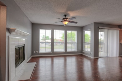 3919 Fairmont Pkwy unit 122, Pasadena, TX 77504 - photo 2